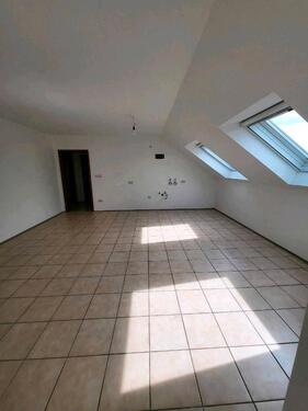 Foto - 3.5 Zimmer Dachgeschoßwohnung zur Miete in Nürnberg