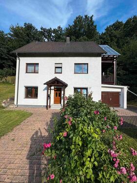 Foto - Generationenhaus, freistehend, zwei Wohneinheiten.