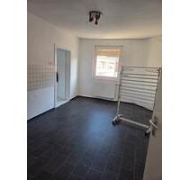 Wohnung zu vermieten: 3 Zimmer + Küche - Gochsheim
