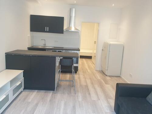 Foto - Moderne vollmöblierte 2 Zimmer Wohnung in Kitzingen-Ab 01.12.2025