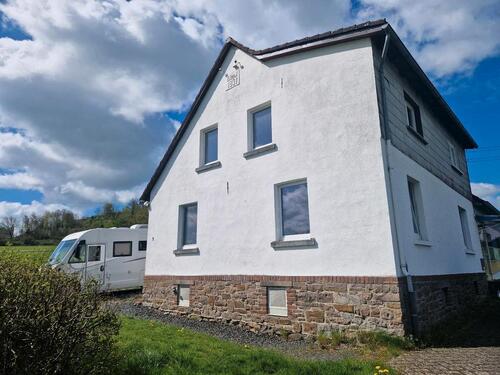 Foto - Mehrfamilienhaus, Wohnhaus zum Kaufen in Etzbach