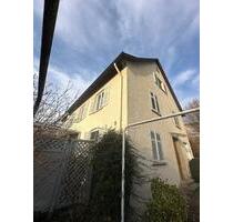 Helle 4-Zimmer DG-Wohnung in Nürtingen