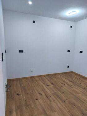 Foto - 1 Zimmer Erdgeschoßwohnung in Eningen unter Achalm