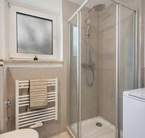 Moderne und möblierte Wohnung – beste Lage in Bogenhausen - München