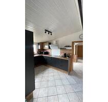 Dachgeschosswohnung - 950,00&nbsp;EUR Kaltmiete, ca.&nbsp; 80,00&nbsp;m&sup2; in Giengen an der Brenz (PLZ: 89537)