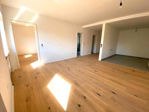 Foto - Helle 2-Zimmer-Wohnung mit großer Dachterrasse in Top-Lage