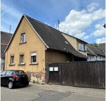 Einfamilienhaus ggf. Bauplatz in Steinweiler