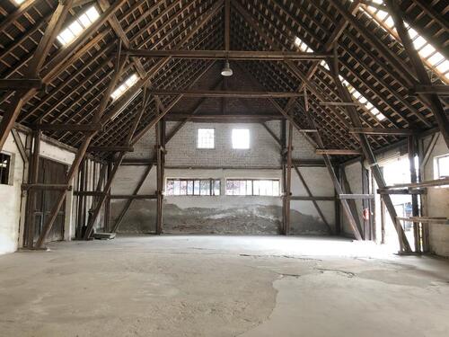 Foto - Hallenstellplatz Stellplatz Wohnmobil Wohnwagen Saisonfahrzeug