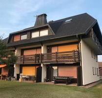 Traumhafte Maisonette-Wohnung mit Galerie, Kamin und Alpenblick - Ühlingen-Birkendorf
