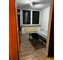 1-Zimmer-Wohnung mit Balkon - 370,00 EUR Kaltmiete, in Kaiserslautern (PLZ: 67655) Betzenberg