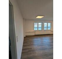 heller und moderner Büroraum in Magdeburg zu vermieten