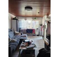 Schöne Etagenwohnung 94 qm mit Garagenstellplatz - Bergheim Ahe