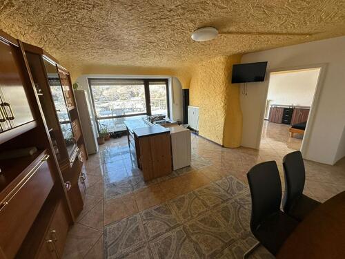 Foto - Mit Terrasse-helle, teilmöblierte 2,5-Zimmer Wohnung zu vermieten