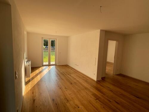 Foto - Stilvolle 2,5 Zimmer-Wohnung mit großer Terrasse in Dillingen