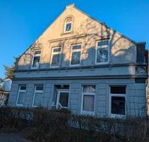Sanierungsbedürftiges Mehrfamilienhaus Wilhelmshaven Neuengroden