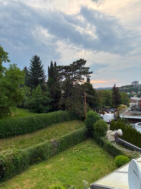 Foto - Helle 3-Zimmer DG WHG Garten Stellplatz PKW Esslingen Stuttgart