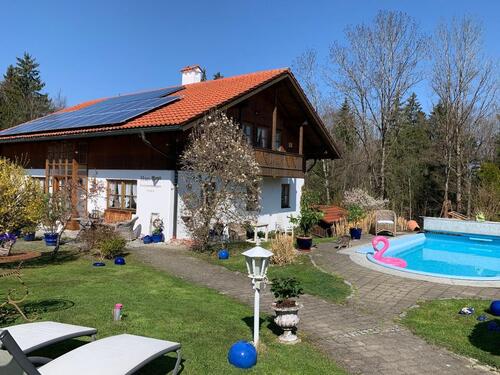 Foto - Ferienwohnung mit Pool - 1.450,00 EUR Kaltmiete,