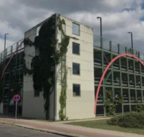 Überdachter Parkplatz Stellplatz Parkhaus Hennigsdorf