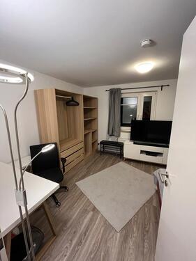 Foto - Zimmer Wiesn - 100,00 EUR Kaltmiete,