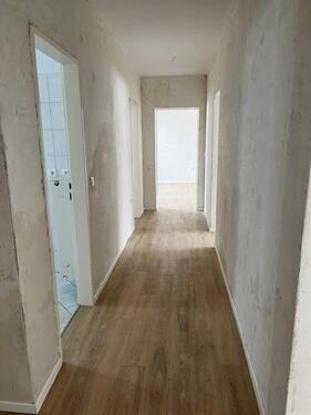 Foto - 4 ZKB EG Wohnung mit Balkon in Lohfelden ( LOF-FER35-EL )