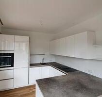 ULI VOGELER GmbH - Wohnkomfort trifft Alsternähe - 3-ZIMMERWOHNUNG IM 1. OG MIT TRAUMHAFTER WESTTERRASSE IN HH-ST. GEORG ZU VERMIETEN - Hamburg Altstadt ULI VOGELER GmbH - Wohnkomfort trifft Alsternähe - 3-ZIMMERWOHNUNG IM 1. OG MIT TRAUMHAFTER WESTTERRASSE IN HH-ST. GEORG ZU VERMIETEN - Hamburg Altstadt