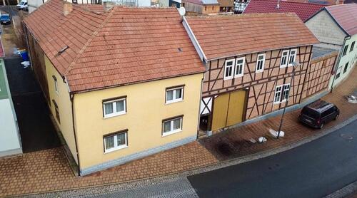 Foto - Drei Seiten Hof - 60.000,00&nbsp;EUR Kaufpreis, ca.&nbsp; 100,00&nbsp;m&sup2;