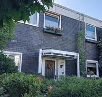 Wohnen im Zweifamilienhaus mit Balkon - Remscheid Gemarkung Bergisch Born