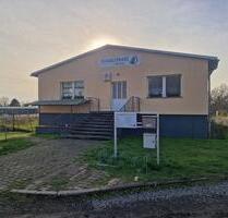 Bürofläche Büros Gewerbefläche - 470,00&nbsp;EUR Kaltmiete, ca.&nbsp; 6,00&nbsp;m&sup2; in Grimmen (PLZ: 18507)