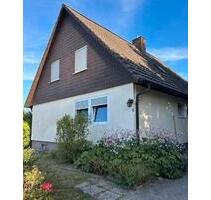 1 - Familienhaus mit 2 Garagen in bevorzugter Wohnlage - Holzminden