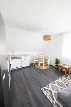 Foto - Voll möblierte 2 Zimmer-Wohnung komplett saniert ideal WG