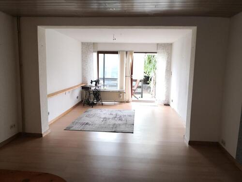 Foto - Reihenmittelhaus mit Anbau und Vollkeller inkl. Kfz-Stellplatz