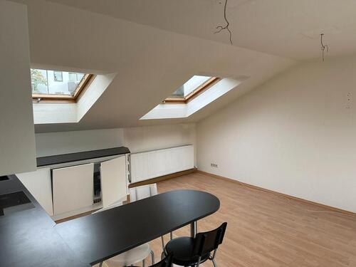 Foto - Dachgeschoßwohnung in Stuttgart zum Kaufen