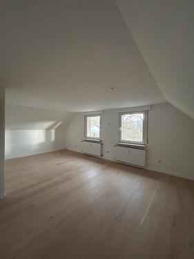 Foto - 4 Zimmer Dachgeschoßwohnung zur Miete in Niederwörresbach