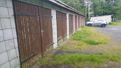 Foto - große Garage für Hobby oder KFZ