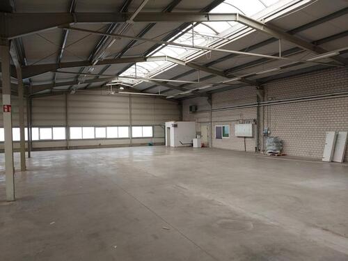 Foto - Halle in Gewerbegebiet Wachau zu vermieten