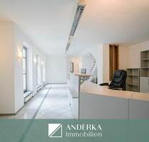 120 m² Gewerbefläche mit historischem Charme auf dem Günzburger Marktplatz zu vermieten!