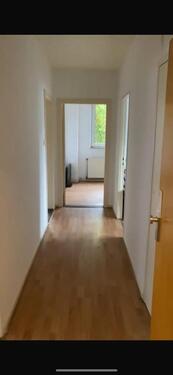 Foto - Schöne 5-Zimmer-Wohnung für Frauen-WG zu vermieten