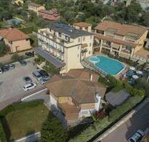 Gardasee Brenzone sul Garda Residence Rosmari mit Pool und Privat Strand - Deluxe Studio mit Patio am Pool - München Ludwigsvorstadt-Isarvorstadt