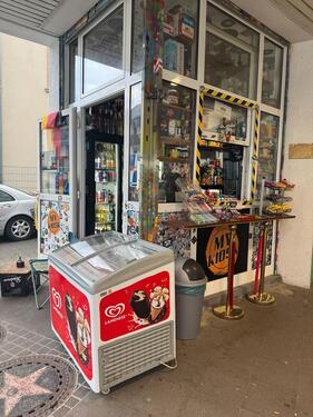 Foto - Kiosk zum abgeben mit Inventar - 273,00 EUR Kaltmiete,
