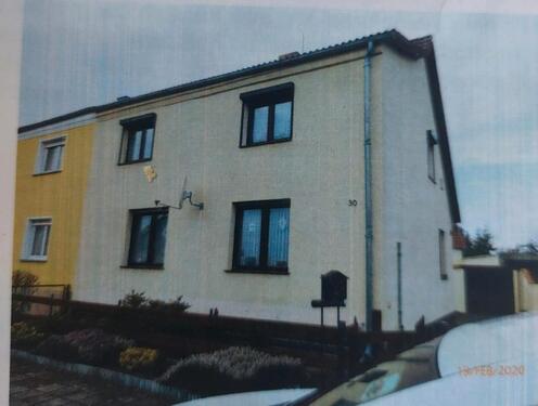 Foto - Doppelhaushälfte - 150.000,00&nbsp;EUR Kaufpreis, ca.&nbsp; 218,00&nbsp;m&sup2;