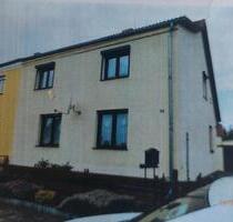 Doppelhaushälfte - 120.000,00&nbsp;EUR Kaufpreis, ca.&nbsp; 218,00&nbsp;m&sup2; in Hohenleipisch (PLZ: 04934)