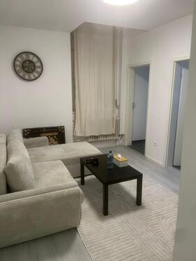 Foto - Renovierte 2-Zimmer Wohnung - 750,00&nbsp;EUR Kaltmiete, ca.&nbsp; 62,00&nbsp;m&sup2;