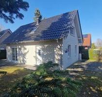 EFH traumhafte Lage zwischen See und Golfplatz - Malchow
