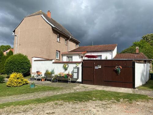 Foto - Einfamilienhaus mit Anbau in 99718 Niederbösa