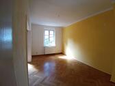 Foto - Charmante 5-Raum-Wohnung mit Echtholzparkett im Grünen