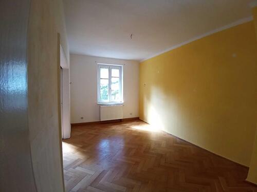 Foto - Charmante 5-Raum-Wohnung mit Echtholzparkett im Grünen