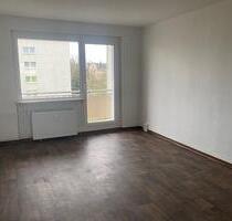 Familienfreundliche Wohnung mit Balkon! - Oschersleben (Bode)