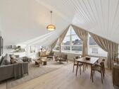 Foto - Lichtdurchflutete 3-Zimmer-Dachgeschosswohnung mit Wintergarten und Balkon in Thalfingen!