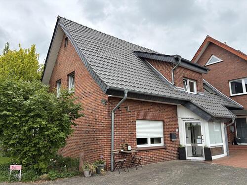 Foto - Großzügiges Doppelhaus mit eigenem Garten in Verl-Kaunitz