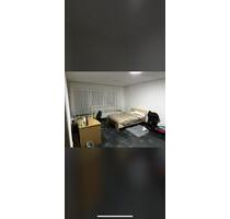 WG-Zimmer in der Innenstadt - 680,00&nbsp;EUR Kaltmiete, ca.&nbsp; 26,00&nbsp;m&sup2; in Karlsruhe (PLZ: 76131) Innenstadt-Ost